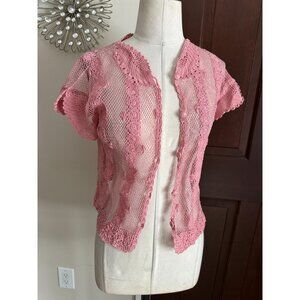 Stunning vintage crocheted pink button shrug fits XS/S
